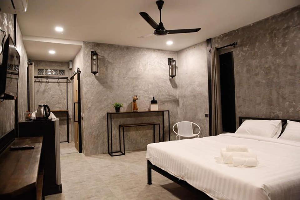 Baankampu Resort Пакчонг Экстерьер фото